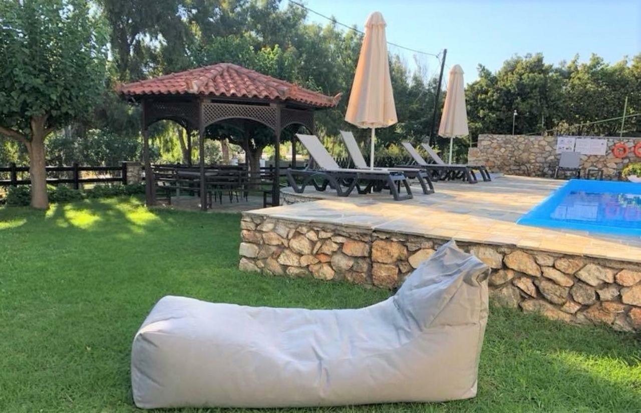 Villa Spartias Skiathos Town Exterior photo